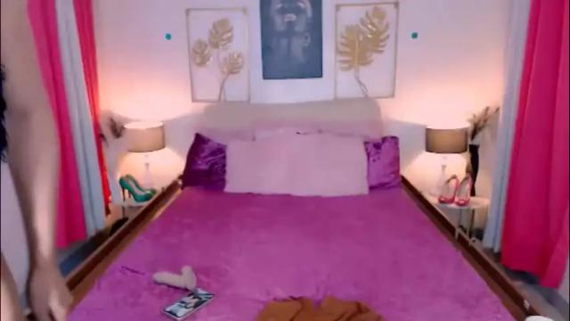 Image 2 of flirtymarga Stream on Chaturbate on 29 days ago