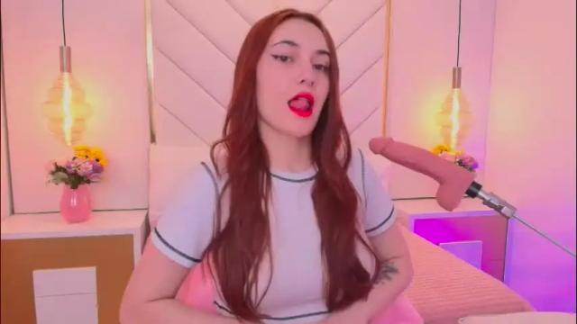 Image 3 of flor_deluna Stream on Chaturbate on 1 month ago