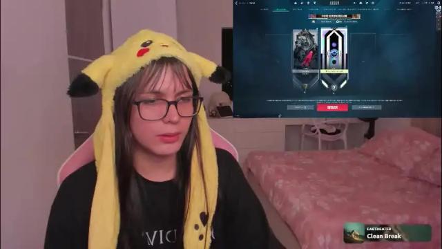 Image 12 of flora_angelical Stream on Chaturbate on 1 month ago