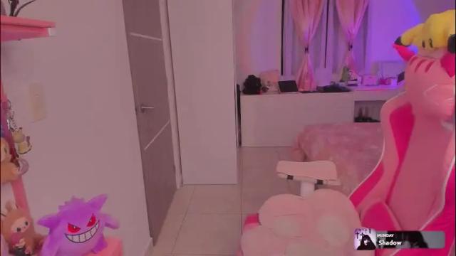 Image 10 of flora_angelical Stream on Chaturbate on 6 days ago