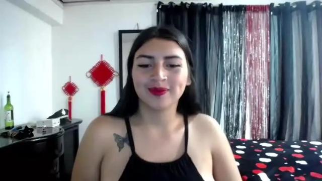 Image 4 of flora_passion Stream on Chaturbate on 23 months ago