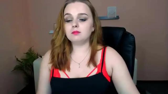Image 10 of flora_sweetty Stream on Chaturbate on 19 months ago