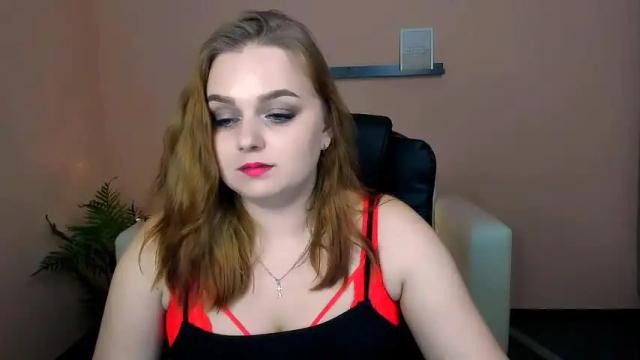 Image 2 of flora_sweetty Stream on Chaturbate on 19 months ago