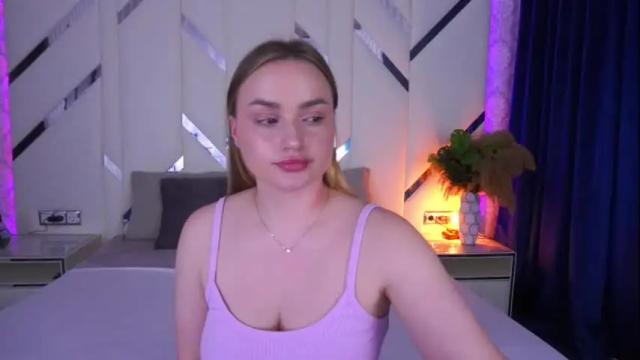 Image 3 of floragreys Stream on Chaturbate on 1 month ago
