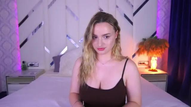 Image 4 of floragreys Stream on Chaturbate on 20 days ago