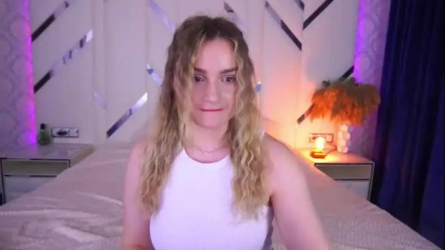 Image 3 of floragreys Stream on Chaturbate on 18 days ago
