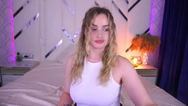 Image 4 of floragreys Stream on Chaturbate on 18 days ago