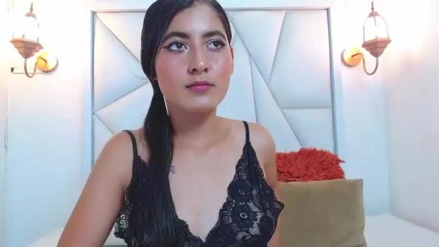 Image 11 of florecita_sans Stream on Chaturbate on 12 months ago