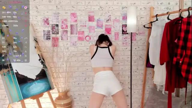 Image 10 of florenceestey Stream on Chaturbate on 1 month ago