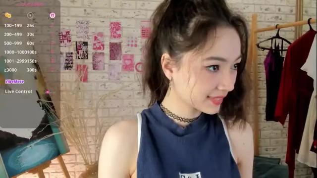 Image 8 of florenceestey Stream on Chaturbate on 1 month ago