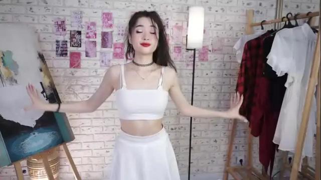 Image 2 of florenceestey Stream on Chaturbate on 3 days ago