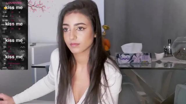 Image 6 of florentina2004 Stream on Chaturbate on 13 months ago
