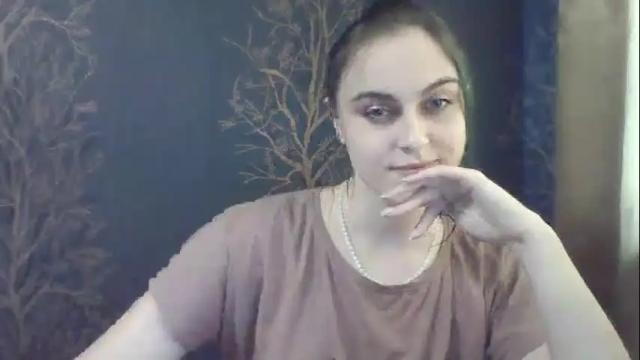 Image 11 of flower_bluee Stream on Chaturbate on 16 months ago