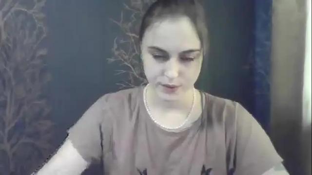 Image 6 of flower_bluee Stream on Chaturbate on 16 months ago