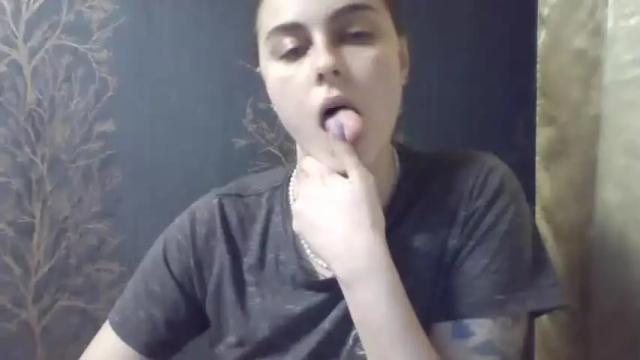 Image 12 of flower_bluee Stream on Chaturbate on 15 months ago