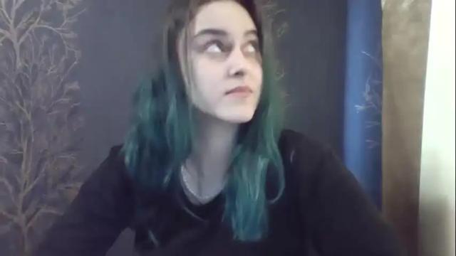 Image 2 of flower_bluee Stream on Chaturbate on 15 months ago