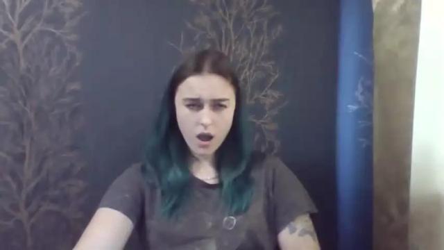 Image 4 of flower_bluee Stream on Chaturbate on 15 months ago