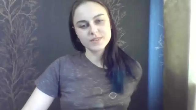 Image 2 of flower_bluee Stream on Chaturbate on 14 months ago