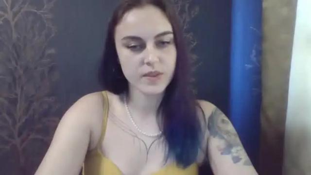 Image 8 of flower_bluee Stream on Chaturbate on 14 months ago