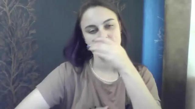 Image 11 of flower_bluee Stream on Chaturbate on 14 months ago