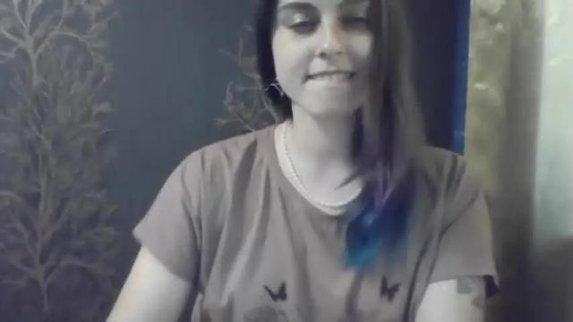 Image 11 of flower_bluee Stream on Chaturbate on 14 months ago