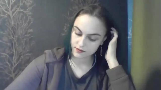 Image 2 of flower_bluee Stream on Chaturbate on 2 months ago