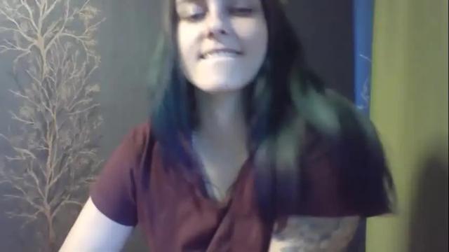 Image 2 of flower_bluee Stream on Chaturbate on 1 month ago