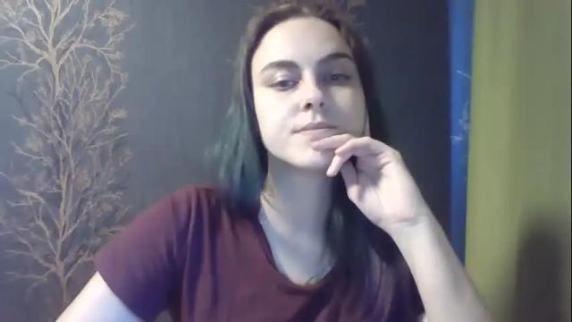 Image 3 of flower_bluee Stream on Chaturbate on 1 month ago