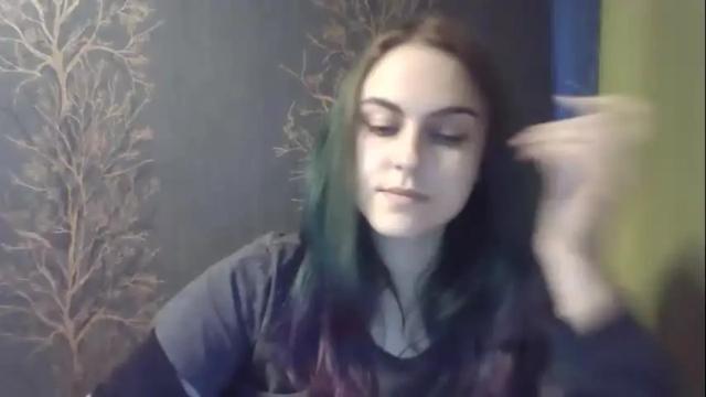 Image 2 of flower_bluee Stream on Chaturbate on 1 month ago