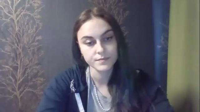Image 8 of flower_bluee Stream on Chaturbate on 1 month ago
