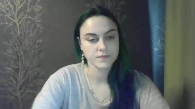 Image 4 of flower_bluee Stream on Chaturbate on 1 month ago