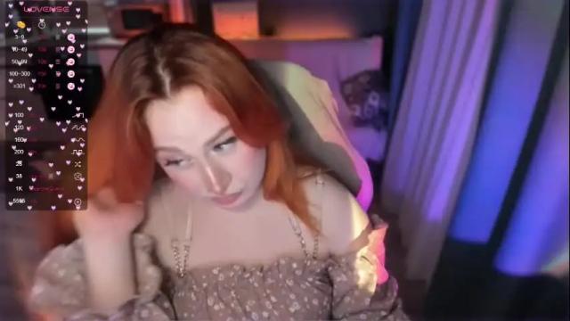 Image 2 of flower_camellia Stream on Chaturbate on 2 months ago
