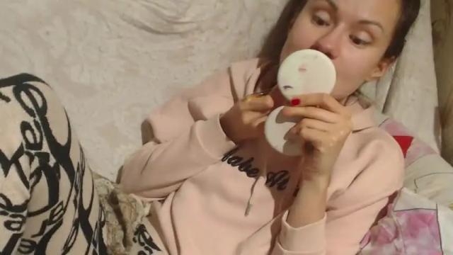 Image 4 of flowercandydoll Stream on Chaturbate on 16 months ago