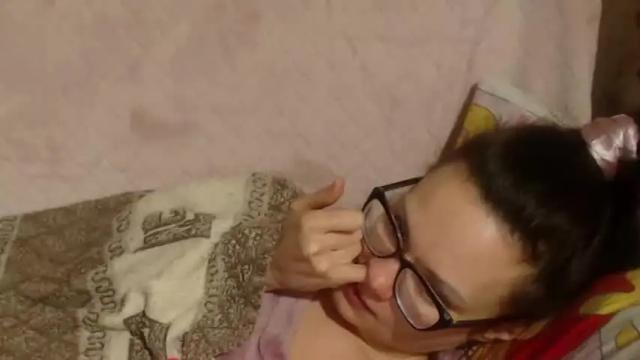 Image 10 of flowercandydoll Stream on Chaturbate on 15 months ago