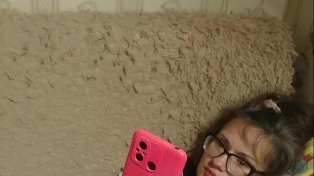 Image 4 of flowercandydoll Stream on Chaturbate on 9 days ago
