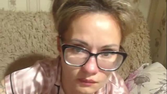 Image 12 of flowercandydoll Stream on Chaturbate on 2 days ago