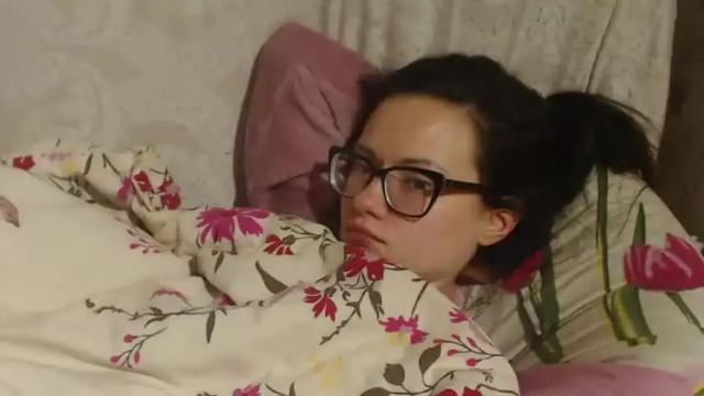 Image 8 of flowercandydoll13 Stream on Chaturbate on 14 months ago
