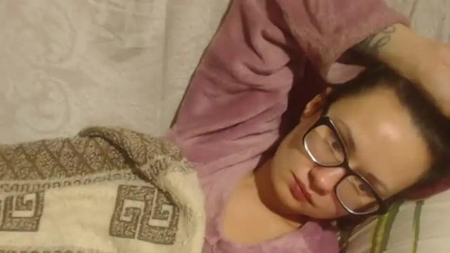 Image 3 of flowercandydoll13 Stream on Chaturbate on 14 months ago