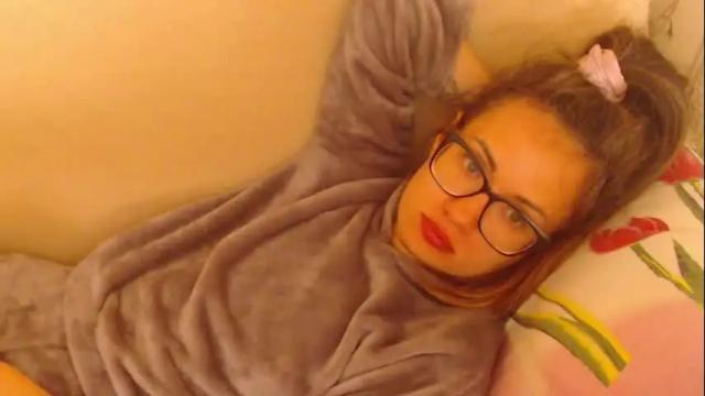Thumbnail 1, flowercandydoll13's Stream at Chaturbate, 1 month ago