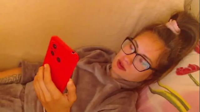 Image 4 of flowercandydoll13 Stream on Chaturbate on 1 month ago