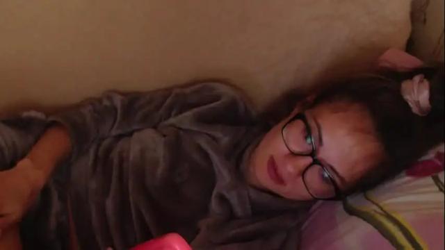 Image 8 of flowercandydoll13 Stream on Chaturbate on 1 month ago