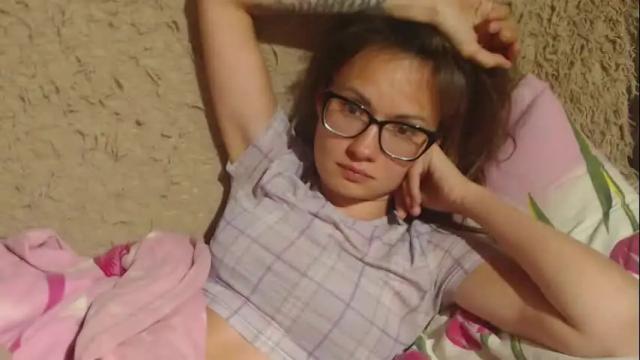 Thumbnail 1, flowercandydoll13's Stream at Chaturbate, 1 month ago