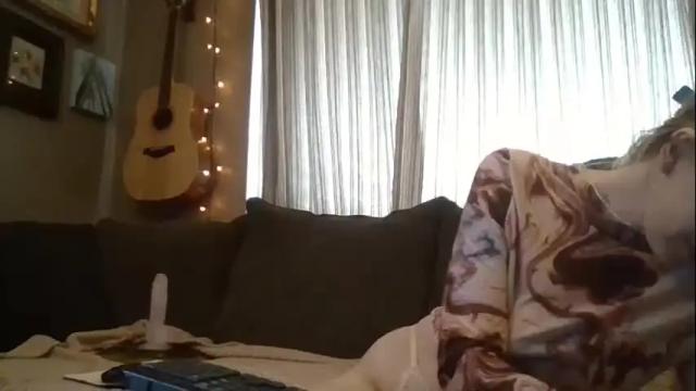 Image 12 of flowergal_ Stream on Chaturbate on 22 months ago