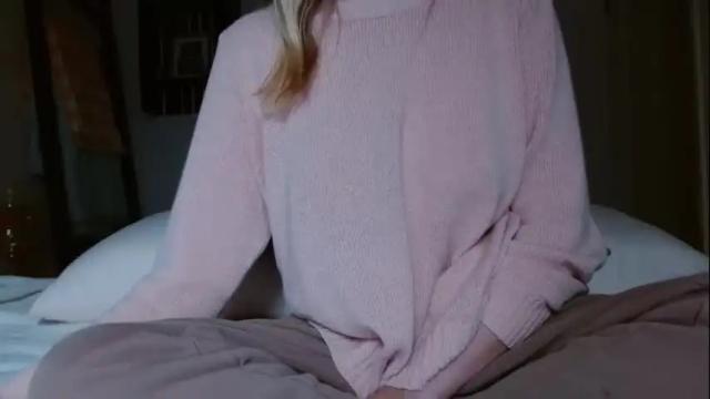 Image 2 of flowergal_ Stream on Chaturbate on 22 months ago