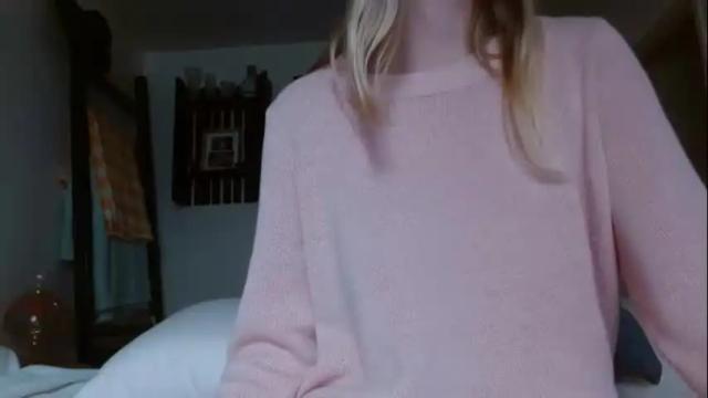Image 8 of flowergal_ Stream on Chaturbate on 22 months ago