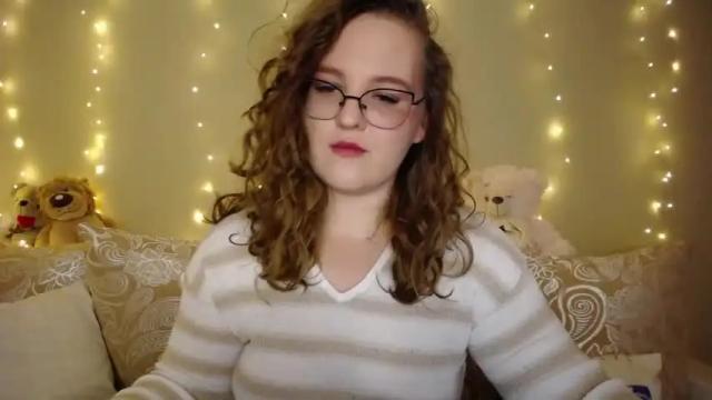 Image 2 of floweroffreedom_ Stream on Chaturbate on 16 months ago