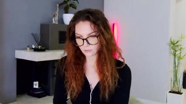 Image 3 of flowerr_powerr Stream on Chaturbate on 16 months ago