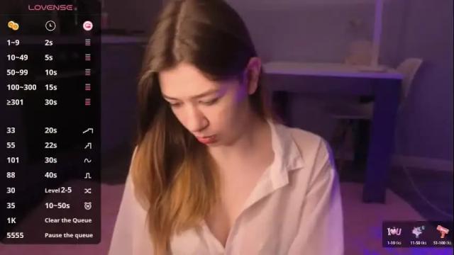 Thumbnail 3, flowr_rebecca's Stream at Chaturbate, 1 month ago