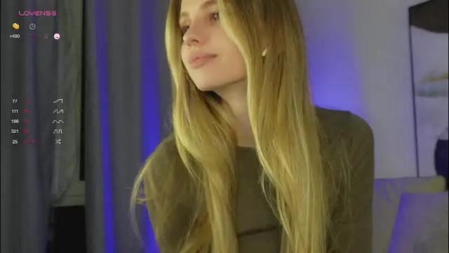 Image 7 of fluffy_angel Stream on Chaturbate on 3 days ago