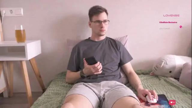 Thumbnail 1, fluffy_hat's Stream at Chaturbate, 9 months ago